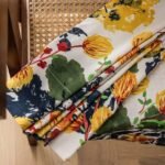 rideau aux motifs floraux jaune pour un interieur vibrant et joyeux 424 1