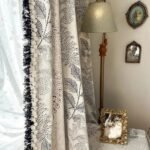 Rideau Blanc Et Noir à Motifs Pour Une Ambiance Romantique
