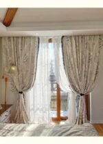 rideau blanc et noir a motifs pour une ambiance romantique pli 145 1