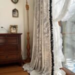 rideau blanc et noir a motifs pour une ambiance romantique pli 528 1