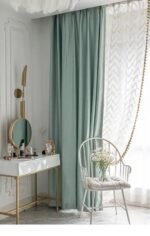 rideau bleu clair luxe pour un interieur elegant et apaisant 385 1