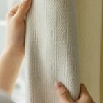 rideau occultant beige orlan en toile epaisse et resistante 247 1
