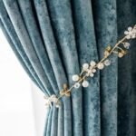 rideau occultant delva en velours doux avec efficacite energetique 888 1