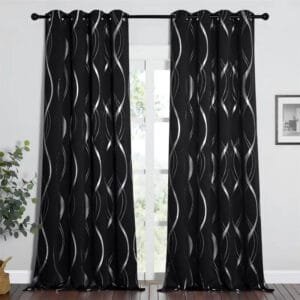 Rideau Occultant Karmoy Noir Avec Motifs Argentés élégants 2 Rideau Occultant Karmoy Noir Avec Motifs Argentés élégants - 100 x 110 / œillets