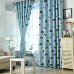 rideau occultant paroo bleu pour enfant avec motifs voitures 312 1