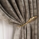 rideau occultant rejan en velours elegance et confort lumineux 871 1