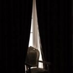 rideau occultant rila taupe pour un sommeil ideal et elegant 250 x 385 1