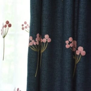 Rideau Occultant Tuela Bleu Marine Avec Fleurs Brodées élégantes