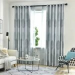 rideau opaque zarima en gris pale avec motifs de palmes 100 x 130 762 1