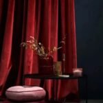 Rideau Rouge Orangé Moderne Pour Une Ambiance Chaleureuse Et Sophistiquée