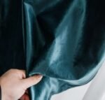 rideau satin bleu canard pour elegance et intimite 923 1