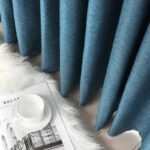 rideau scandinave bleu marine vita avec motif geometrique elegant 328 1