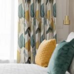 rideau style scandinave weito avec feuilles turquoise et ocre opaque 705 1