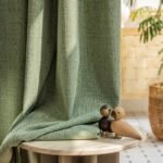 rideau vert chenille pour un interieur serein et luxueux oeillets 103 1