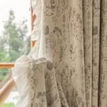 rideau vintage luxe blanc motifs elegance et histoire 284 1