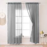 rideau voilage laulila a pompons joyeux pour chambre dadolescente 970 1