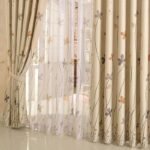 rideau voilage neiva aux motifs floraux et papillons 150 x 260 490 1
