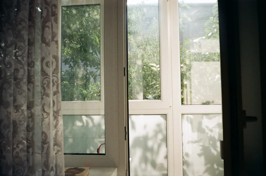 quel rideau pour baie vitrée coulissante